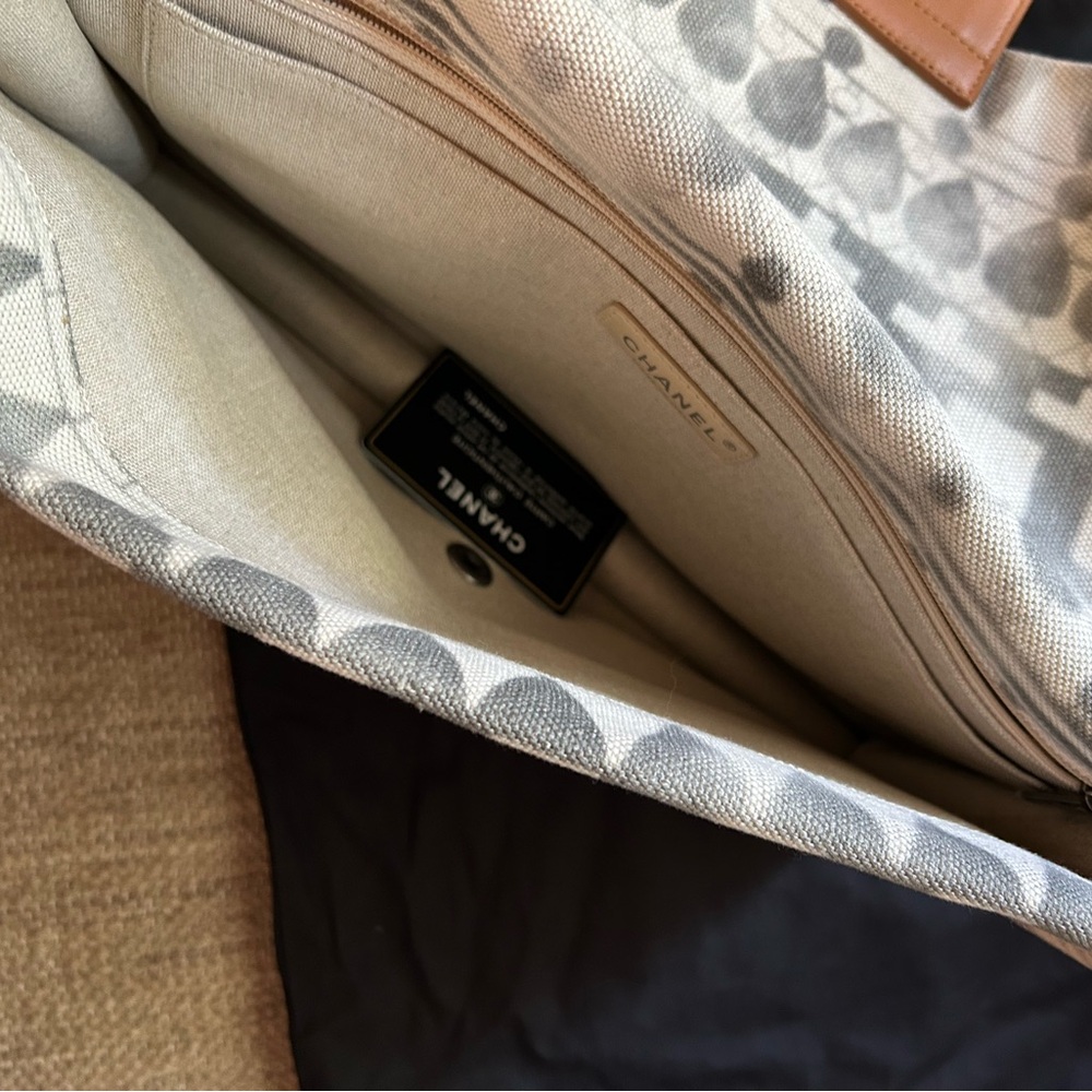 Chanel Iliad Greek Canvas Pouch Clutch - Picture 4 of 7